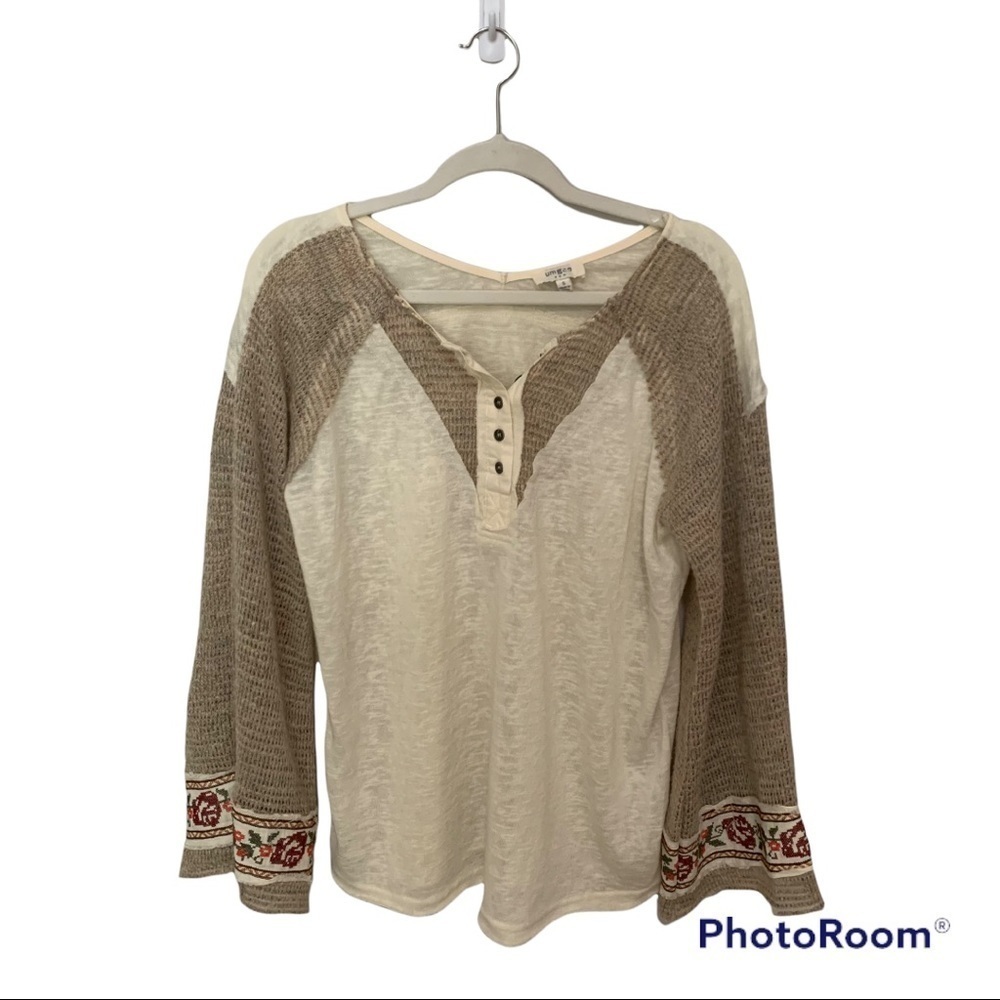 Umgee oatmeal/tan boho oversized embroidered bell sleeve henley style top size S